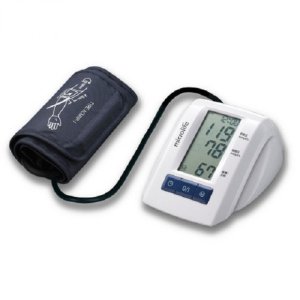 가정용 휴대용 전자혈압계 혈압측정기 기계 체크기 심박수 커프형 국산 자동 24시간 병원용