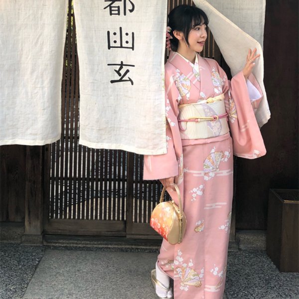 기모노 여성 유카타 료칸 벚꽂 모양 세련된 이쁜 핑크 인스타 갬성 팬션 기념 촬영 옷